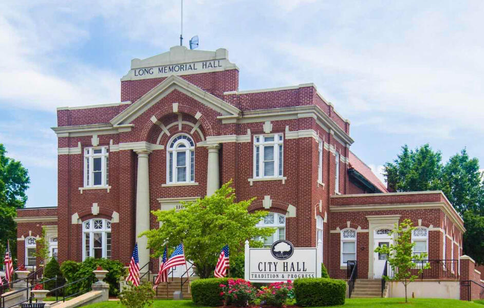 Downtown Farmington Missouri near the county courthouse